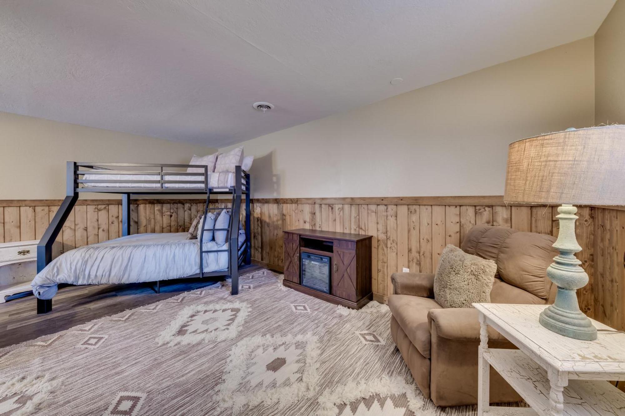 Ruidoso Home With Patio, Walk To Restaurants! Exterior photo