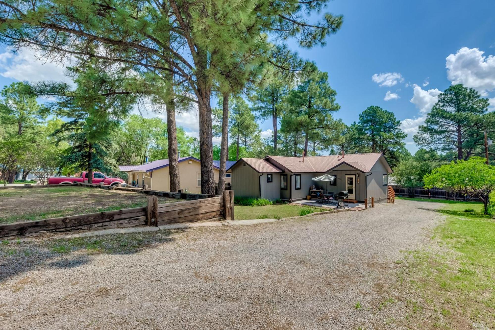 Ruidoso Home With Patio, Walk To Restaurants! Exterior photo
