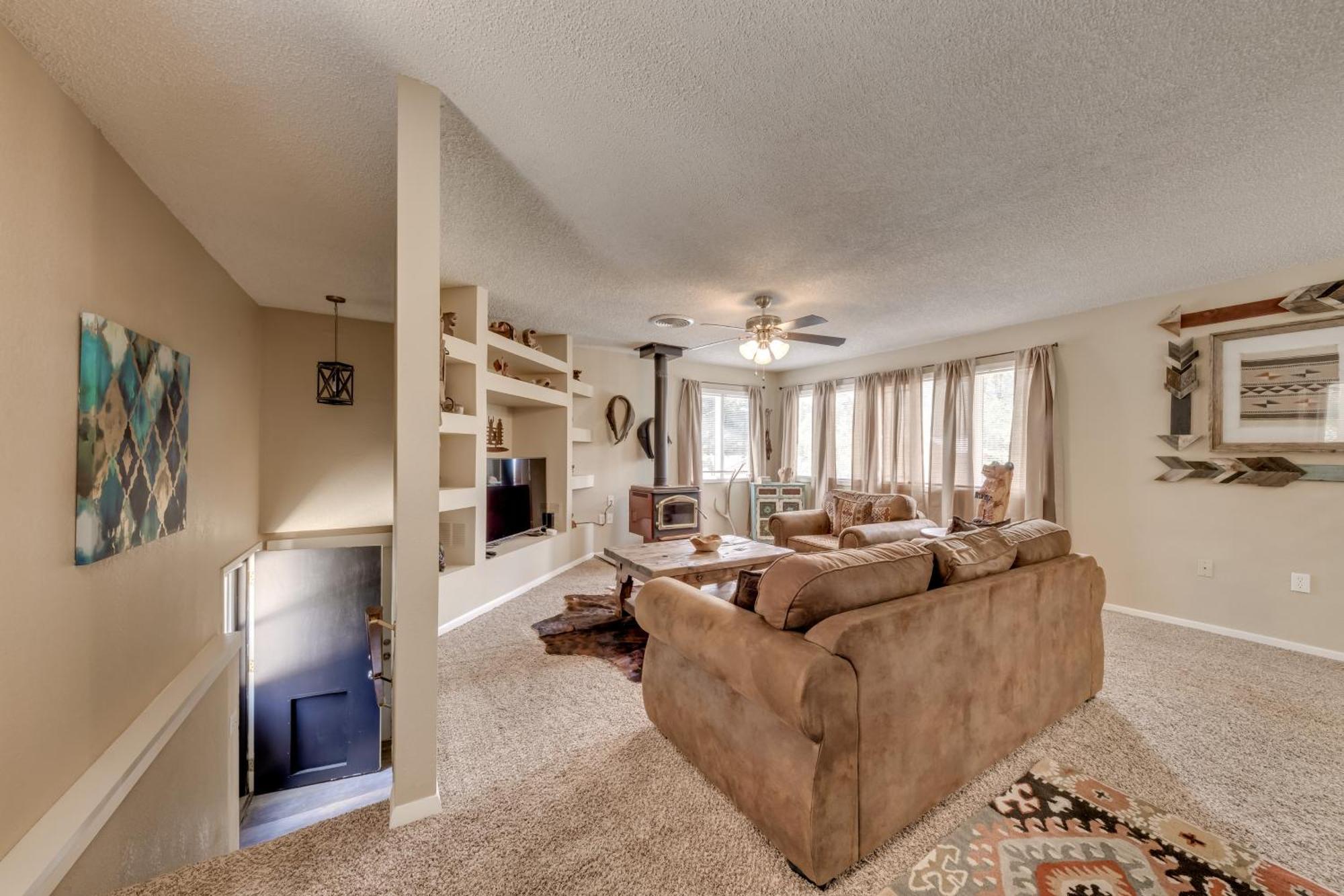 Ruidoso Home With Patio, Walk To Restaurants! Exterior photo
